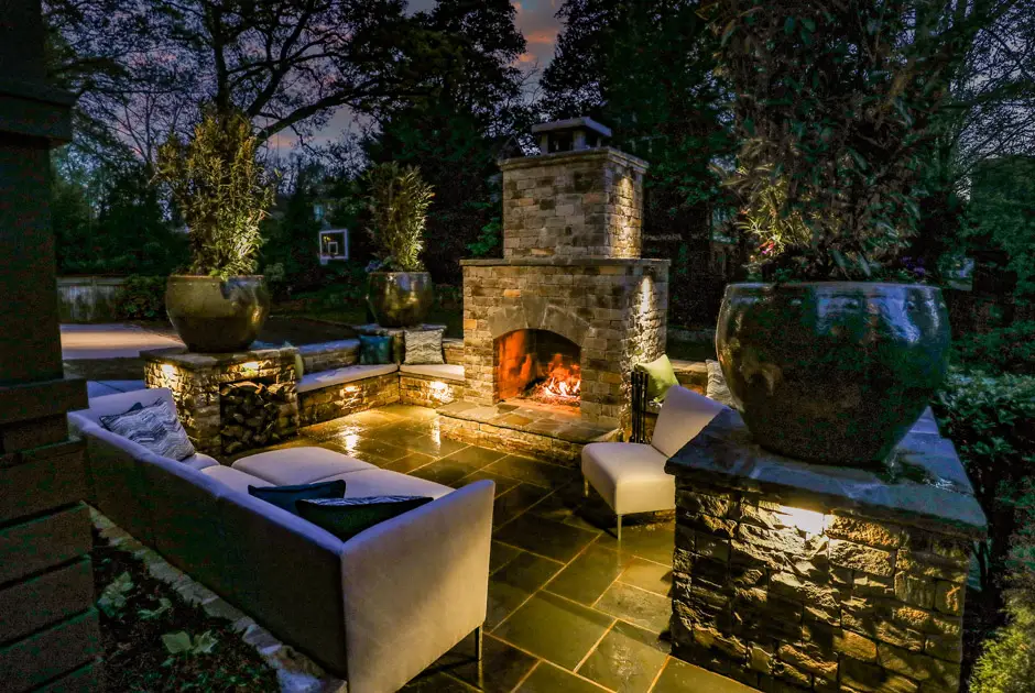 Outdoor Makeover : Blue-Grey-Rubble-Fireplace