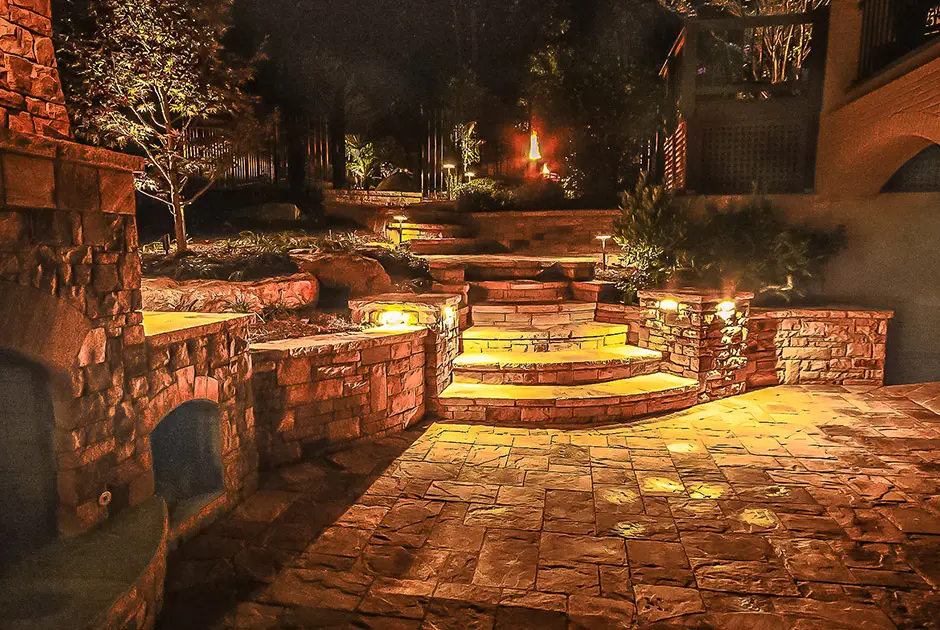 Outdoor Makeover : Outdoor_Lighting_With_Hardscape