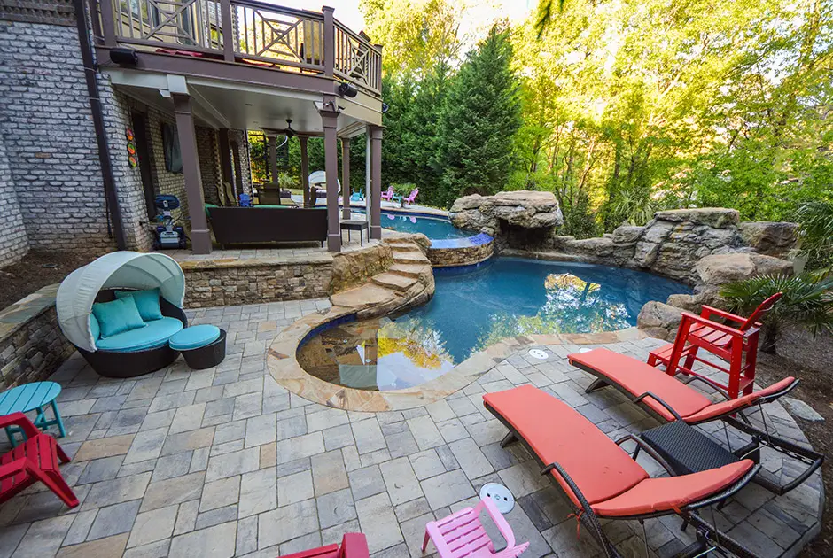 Outdoor makeover: Pool-With-Relax-Area