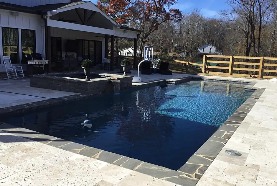 Outdoor makeover: Pool-With-Water-Feature