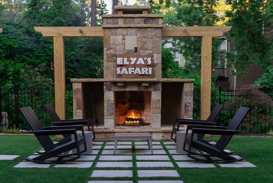 Outdoor Makeover : Tennessee-Medium-Stackstone-Fire-Place