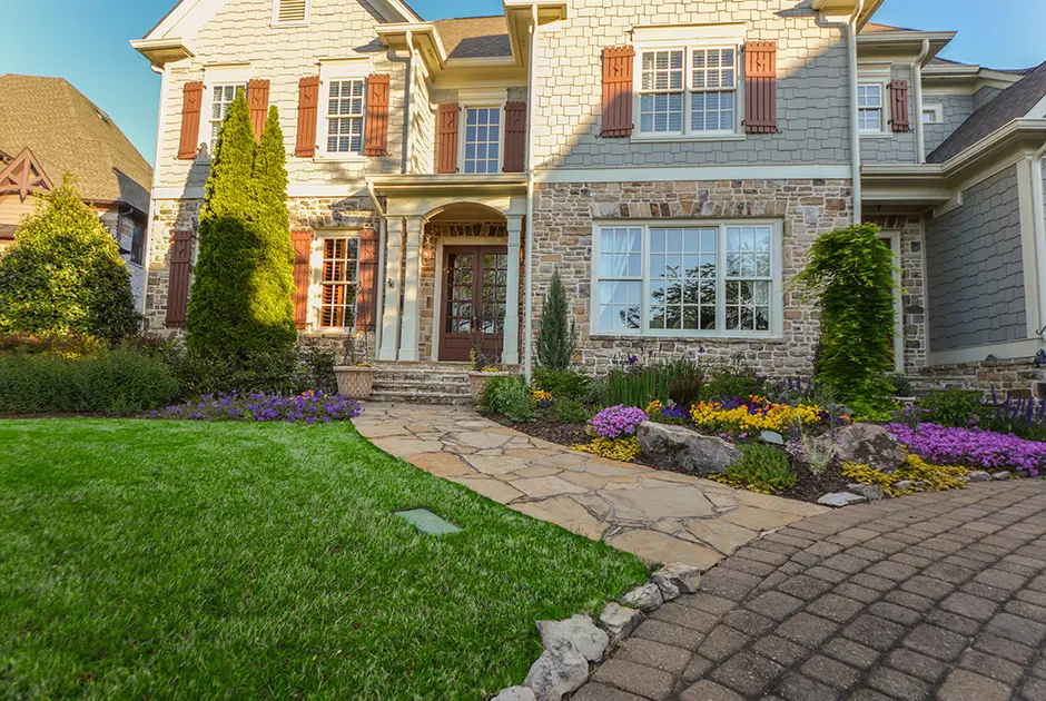 Outdoor Makeover: Front Hardscaping With