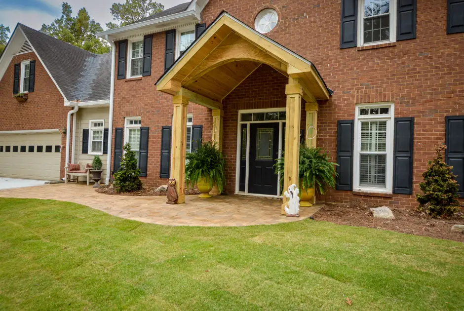 Outdoor Makeover: Front-Porch-Landscaping-Ideas
