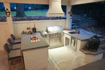 Outdoor Kitchen